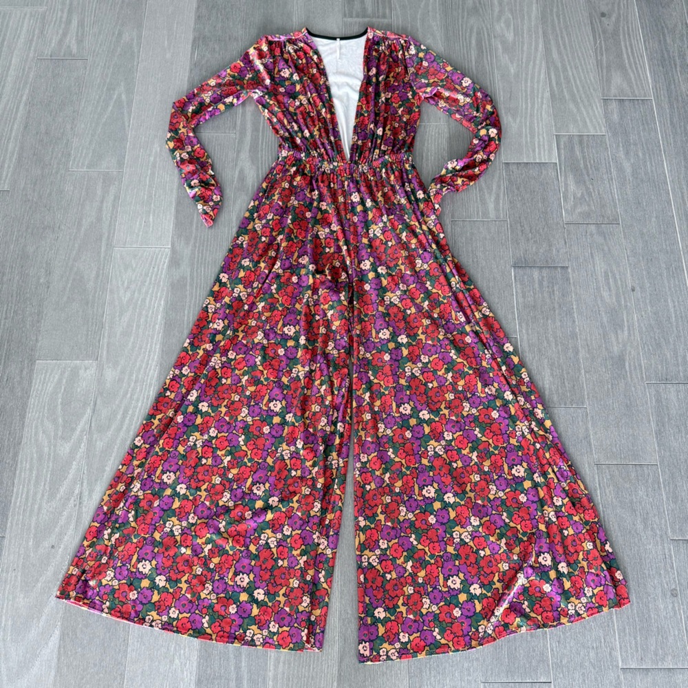 Free People Giselle Velvet Billowy Wide Leg Jumpsuit Deep V Neck Floral Print S - Picture 13 of 16